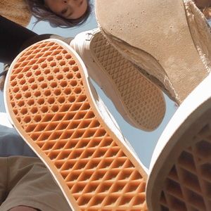 Meet your Posher, Caitlyn